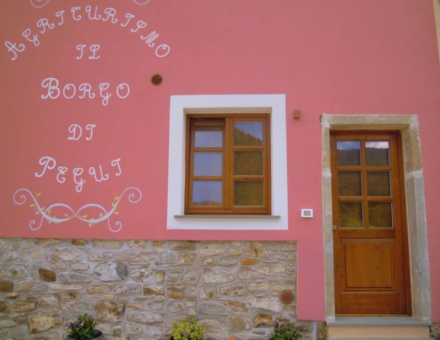 Il Borgo Di Pegui Villa Bolano Bagian luar foto